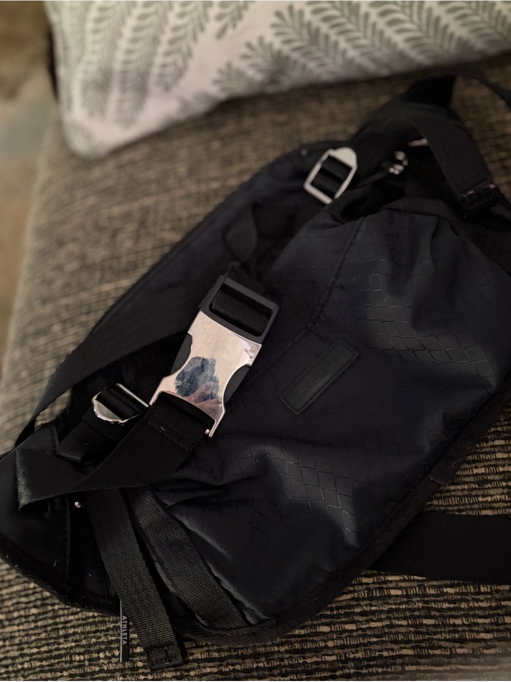 Athleta Crossbody Shoulder Bag - Picture 6 of 6